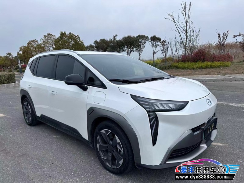 22年埃安Y70轿车抵押车出售