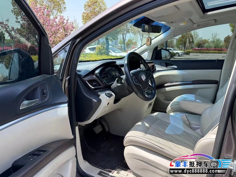 22年别克GL8轿车抵押车出售