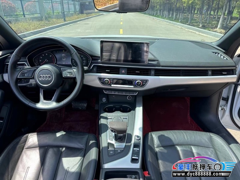 18年奥迪A5轿车抵押车出售