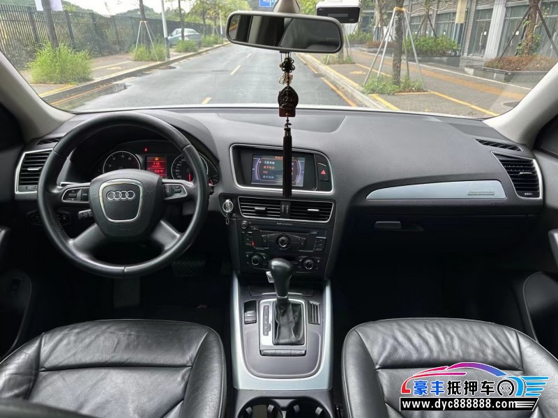 12年奥迪Q5轿车抵押车出售