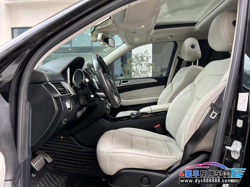 17年奔驰GLE轿车抵押车出售