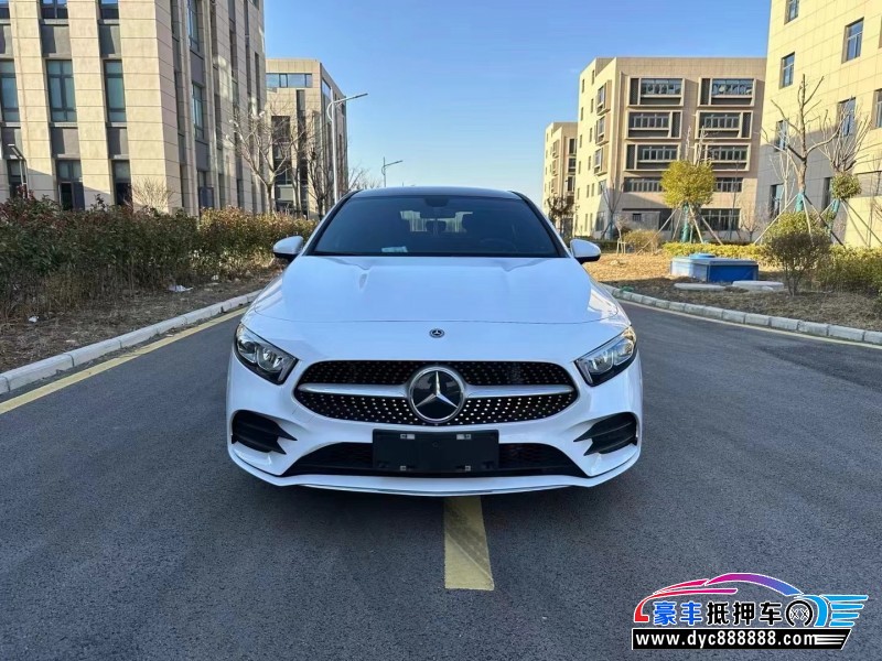20年奔驰A轿车抵押车出售