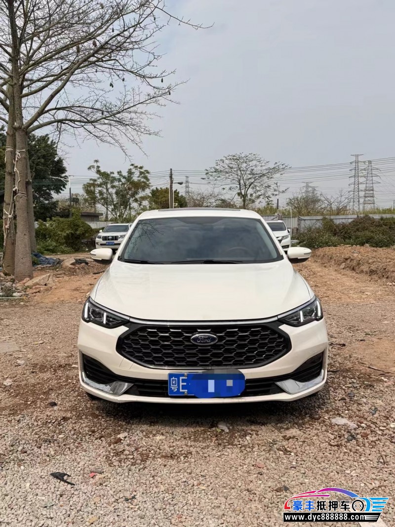 21年福特福睿斯轿车抵押车出售