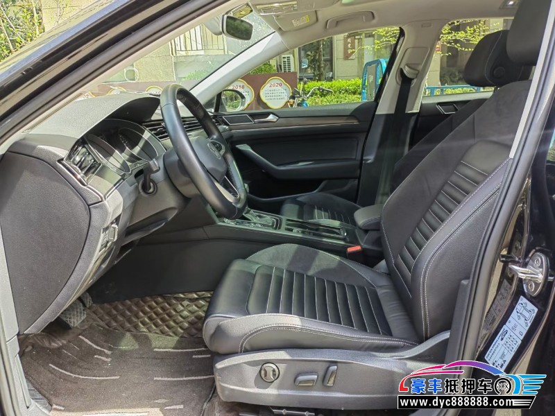 20年大众迈腾轿车抵押车出售