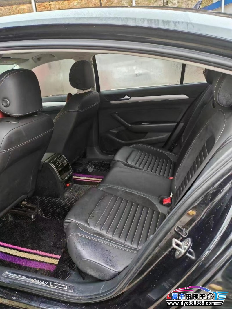 20年大众迈腾轿车抵押车出售