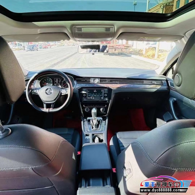 20年大众迈腾轿车抵押车出售