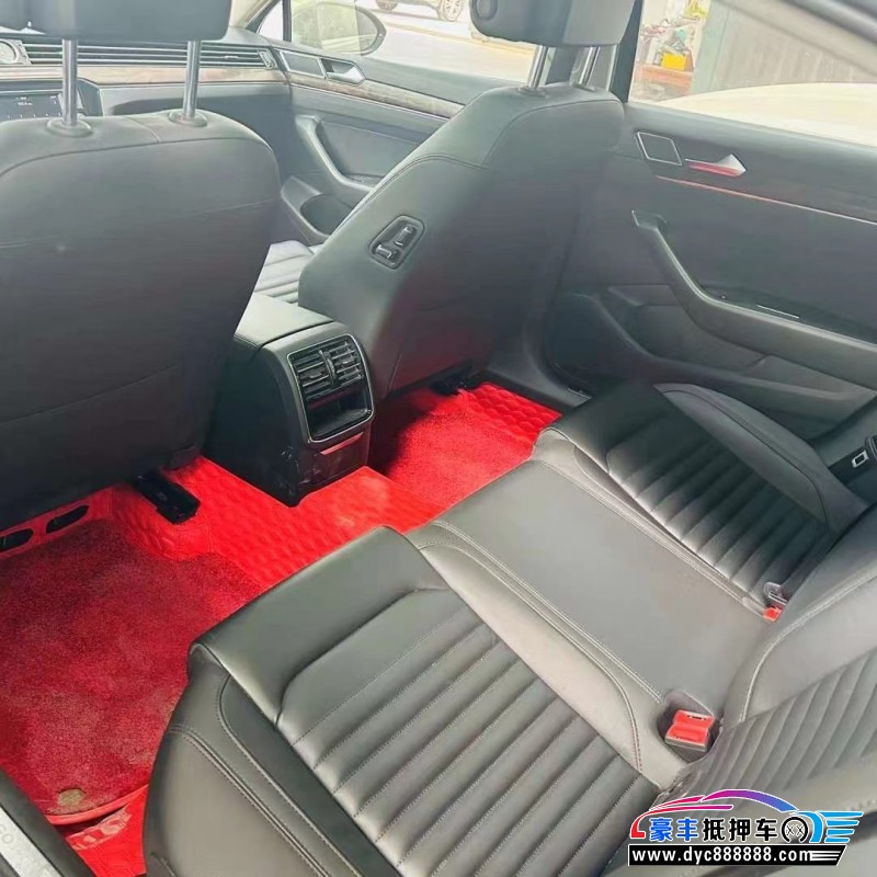 20年大众迈腾轿车抵押车出售