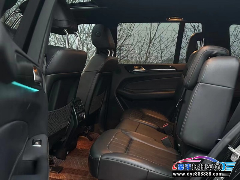 17年奔驰GLS轿车抵押车出售