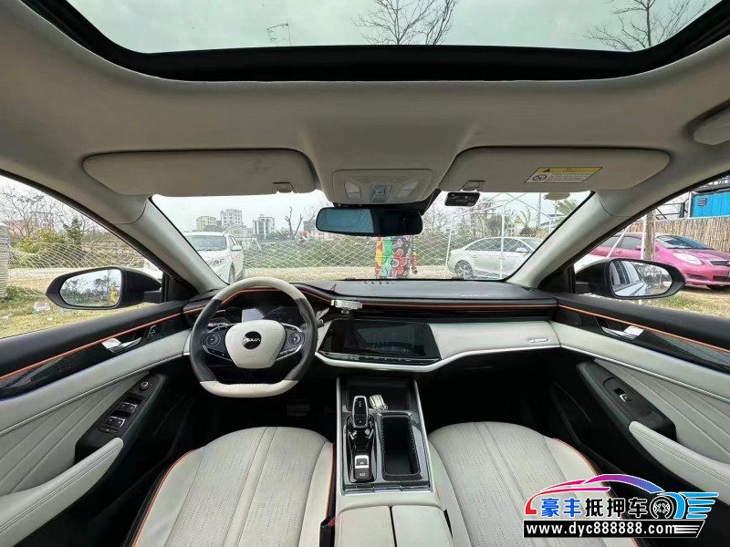 23年东风风神奕炫轿车抵押车出售