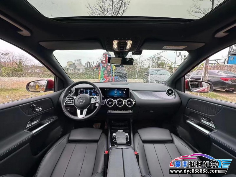 21年奔驰B轿车抵押车出售