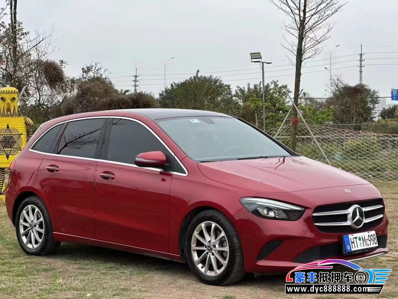 21年奔驰B轿车抵押车出售