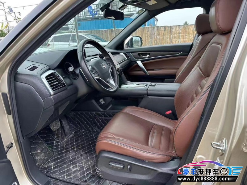 19年本田UR-V轿车抵押车出售