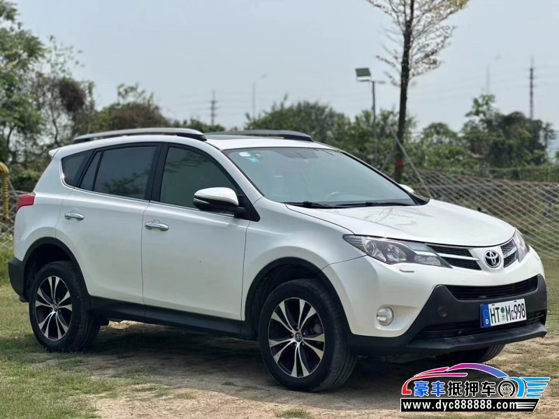 15年丰田RAV4荣放轿车抵押车出售