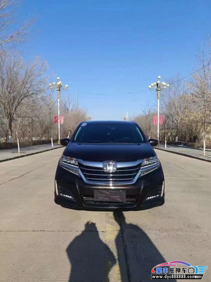 17年本田艾力绅轿车抵押车出售