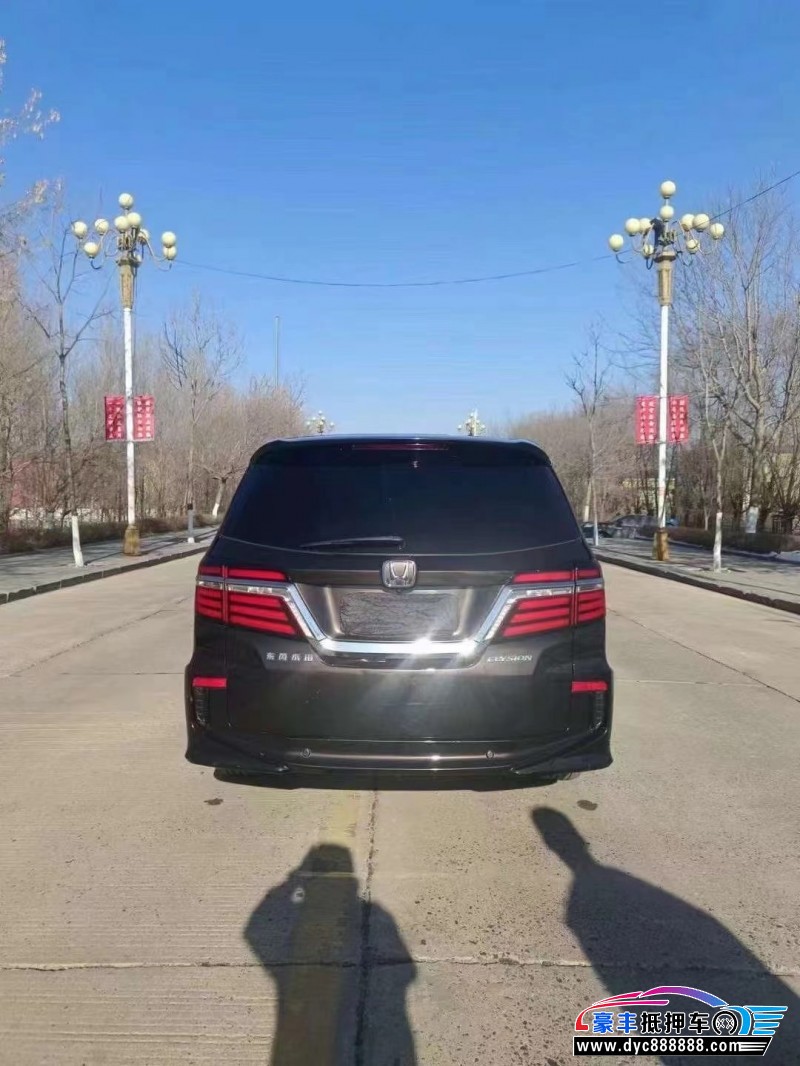 17年本田艾力绅轿车抵押车出售