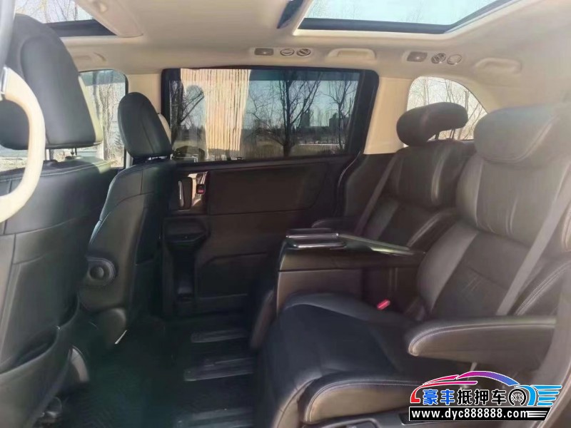 17年本田艾力绅轿车抵押车出售