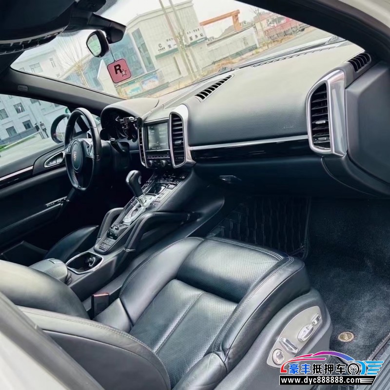 13年保时捷卡宴轿车抵押车出售