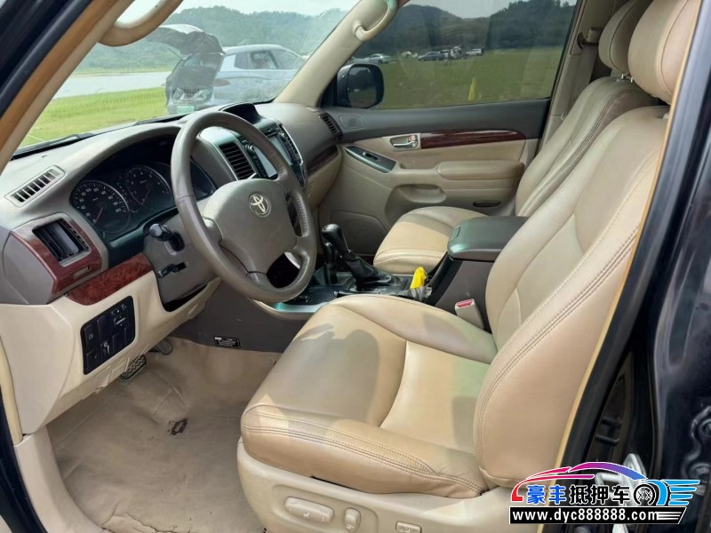 06年丰田普拉多（霸道）轿车抵押车出售