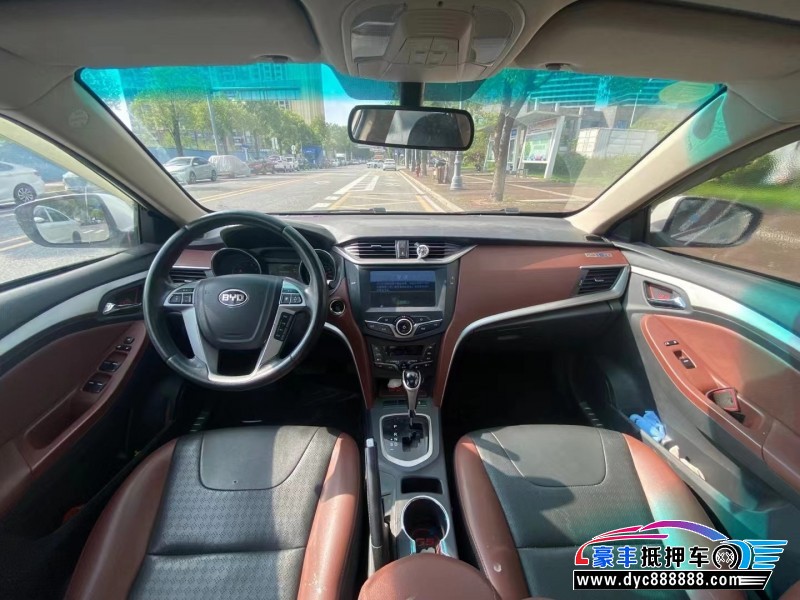 15年比亚迪速锐轿车抵押车出售