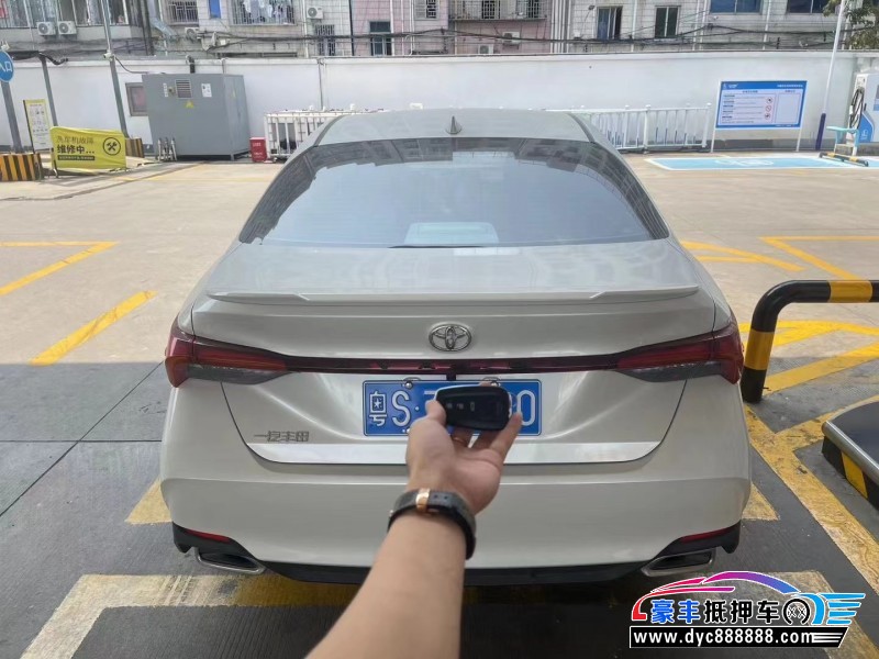 23年丰田亚洲龙轿车抵押车出售