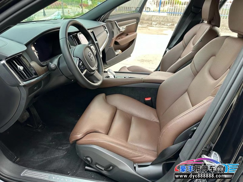 22年沃尔沃S90轿车抵押车出售
