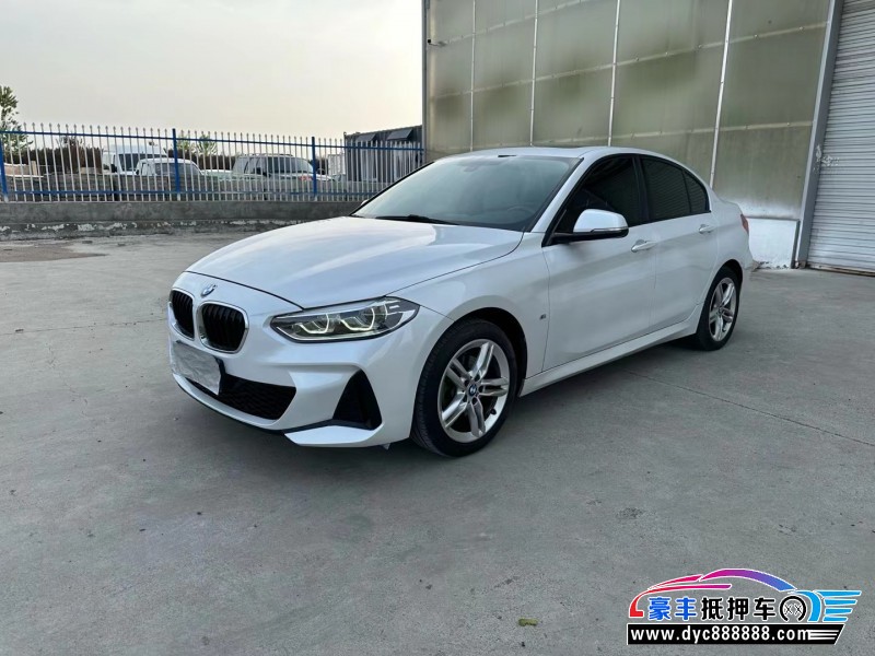 20年宝马1系轿车抵押车出售