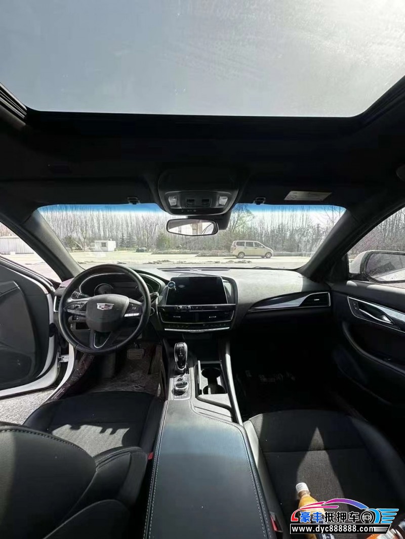 19年凯迪拉克CT5轿车抵押车出售