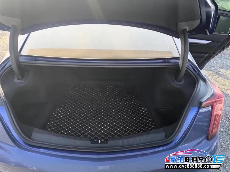 22年凯迪拉克CT5轿车抵押车出售