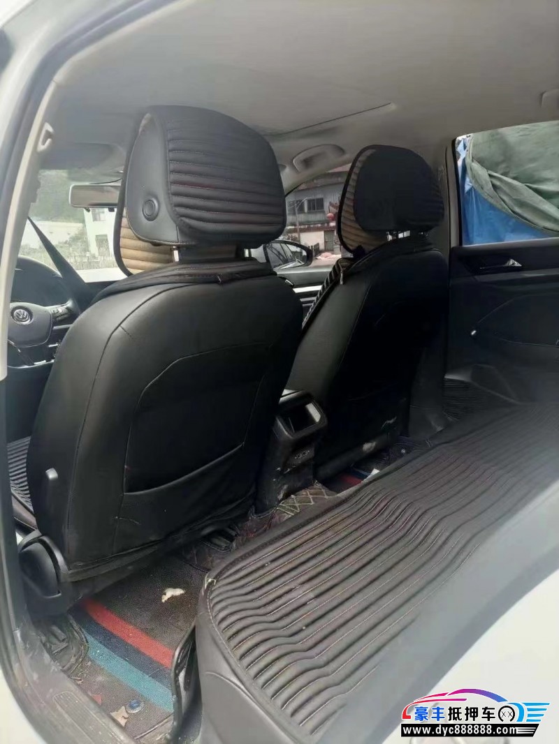 19年大众宝来轿车抵押车出售