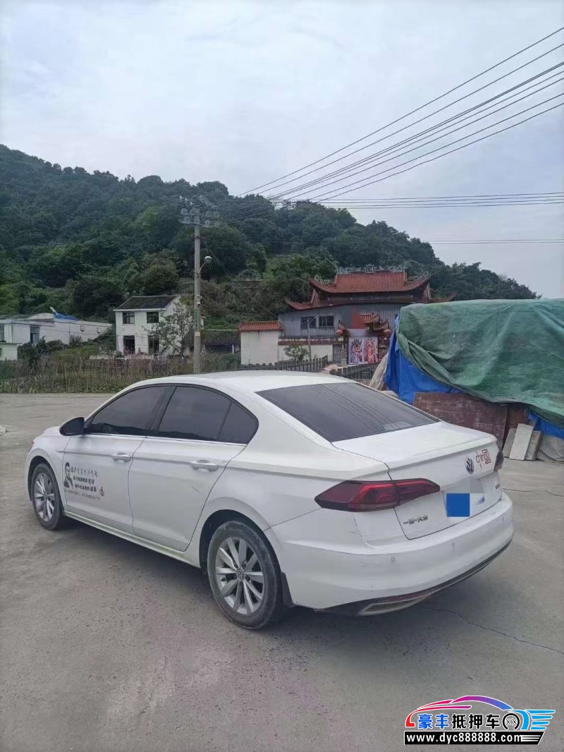 19年大众宝来轿车抵押车出售