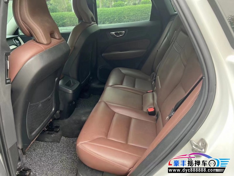 20年沃尔沃XC60轿车抵押车出售