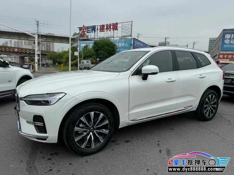 23年沃尔沃XC60轿车抵押车出售