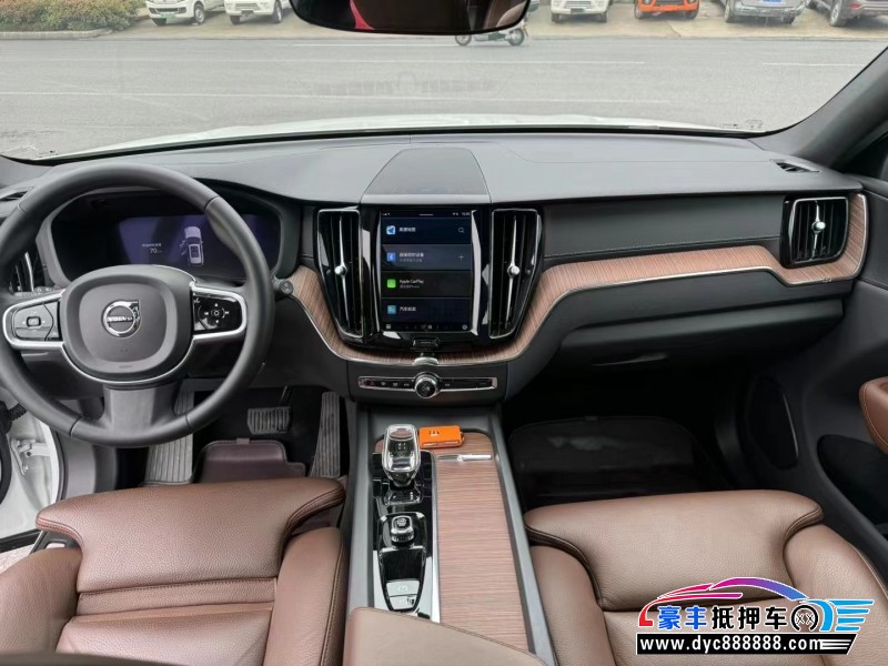 23年沃尔沃XC60轿车抵押车出售