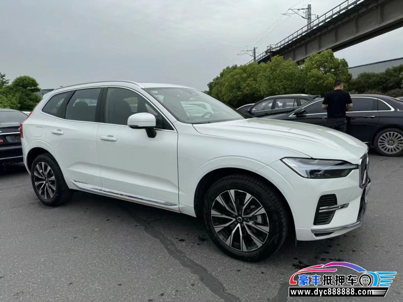 23年沃尔沃XC60轿车抵押车出售