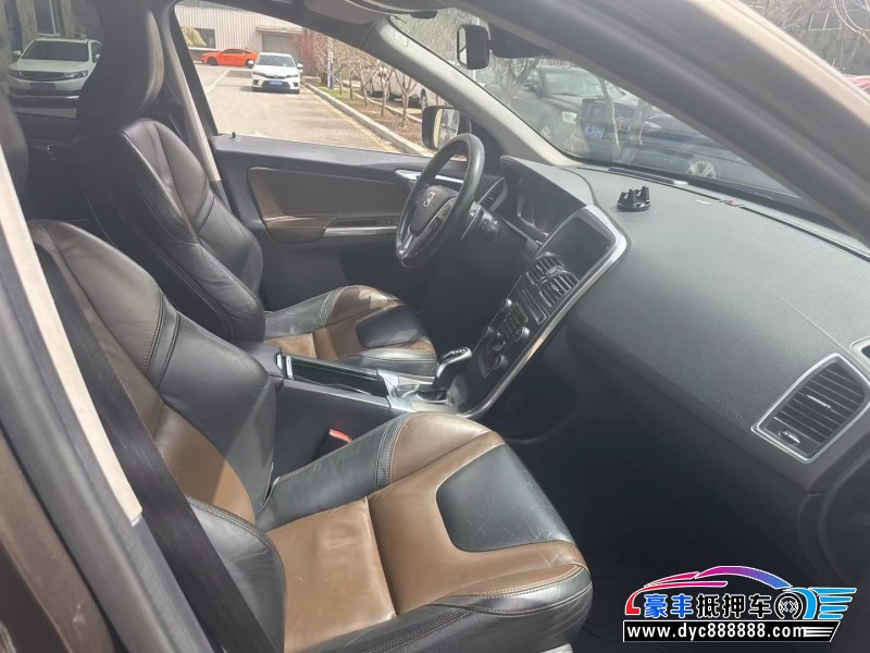 16年沃尔沃XC60轿车抵押车出售