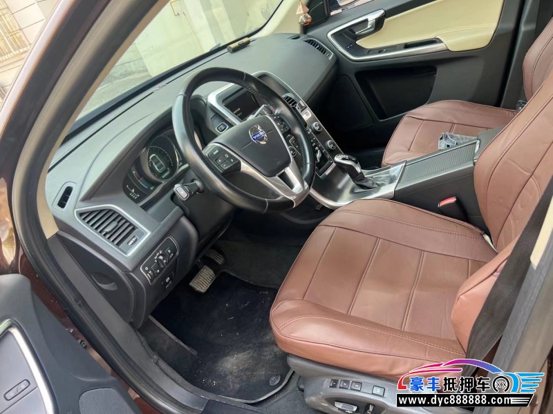 14年沃尔沃XC60轿车抵押车出售