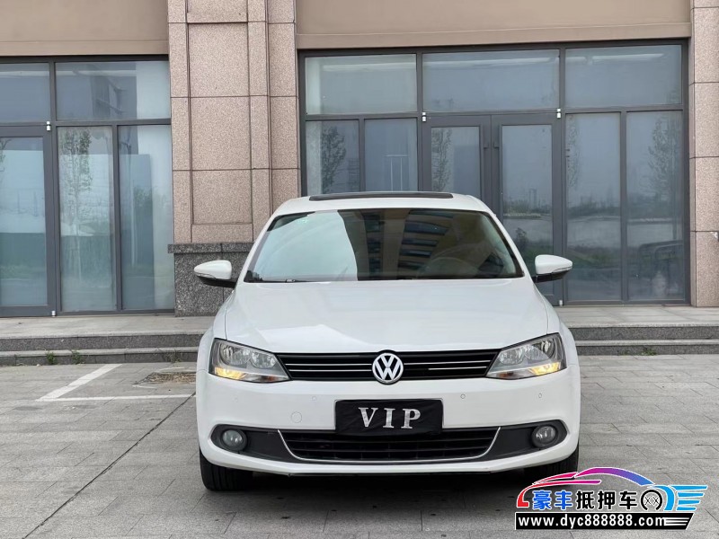 14年大众速腾轿车抵押车出售