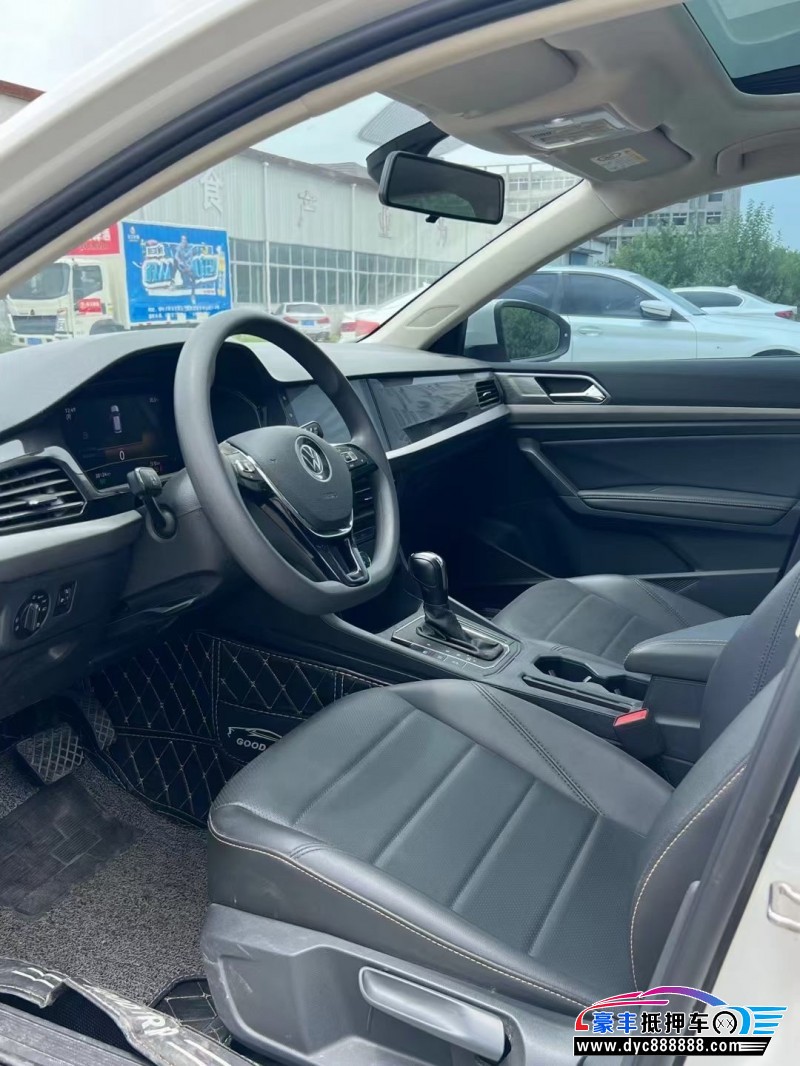 22年大众朗逸轿车抵押车出售