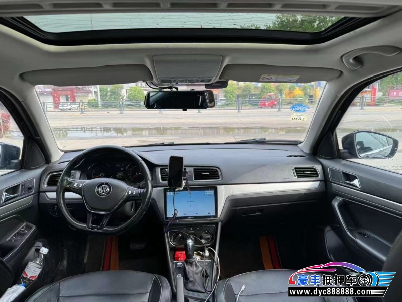 18年大众朗逸轿车抵押车出售