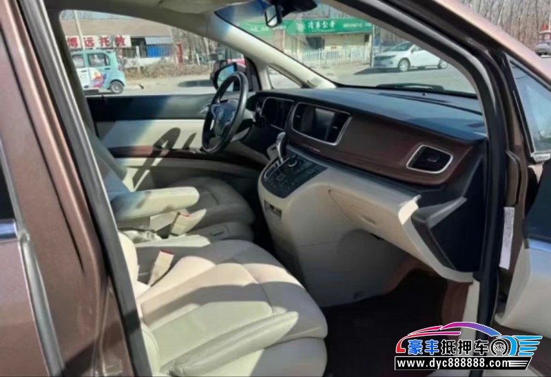 20年别克GL8轿车抵押车出售