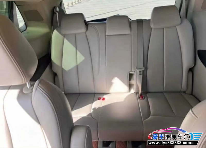 20年别克GL8轿车抵押车出售