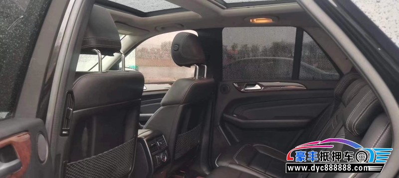 13年奔驰MLSUV抵押车出售