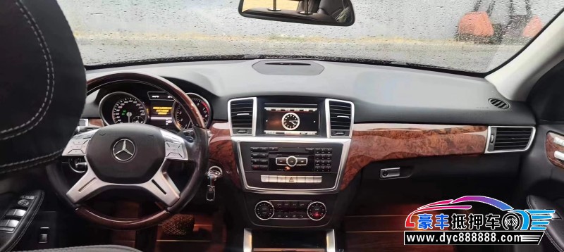 13年奔驰MLSUV抵押车出售