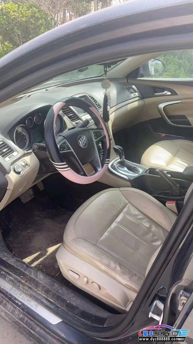 11年别克君威轿车抵押车出售