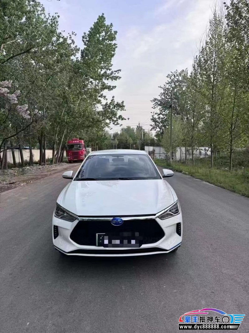 22年比亚迪E3轿车抵押车出售