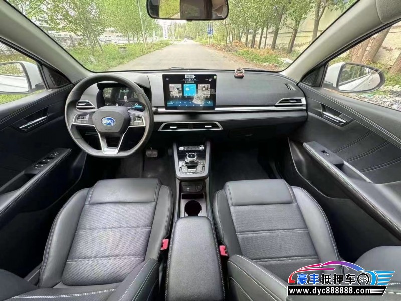 22年比亚迪E3轿车抵押车出售