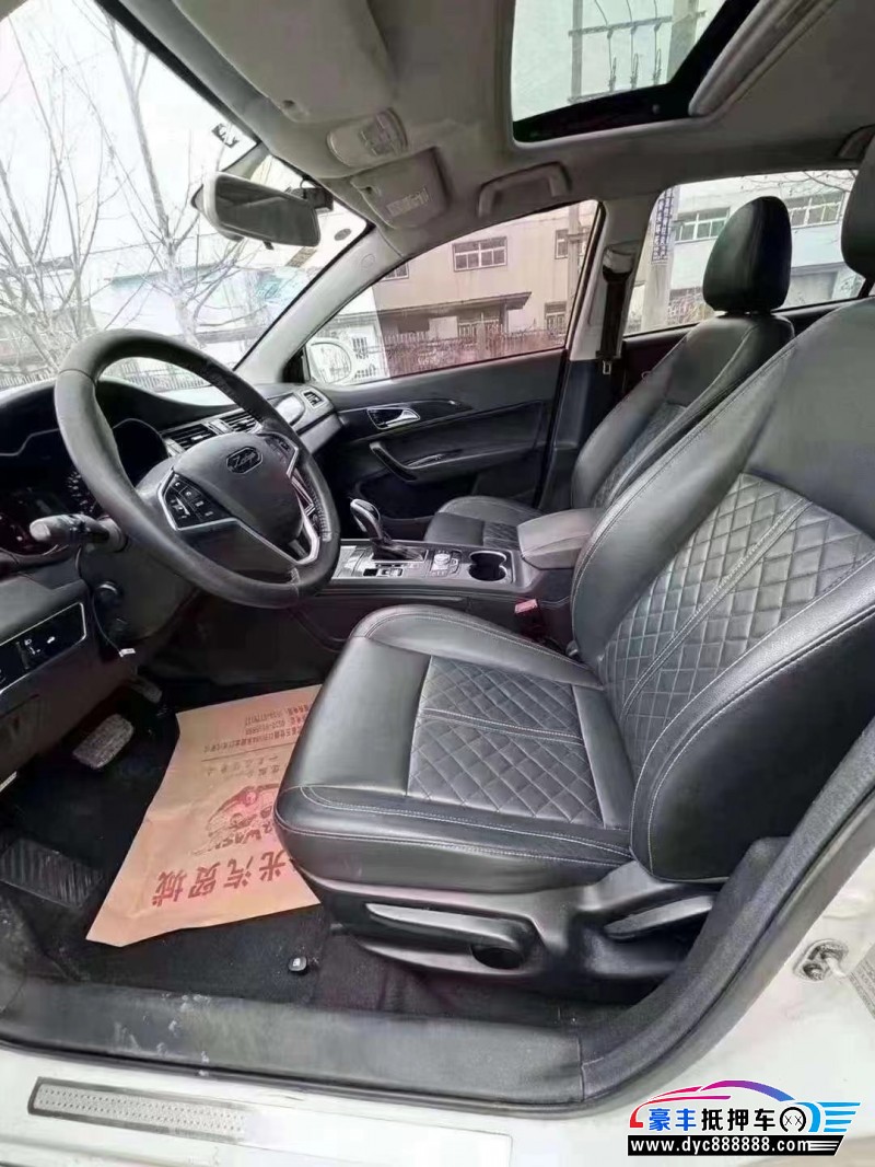 18年众泰Z560轿车抵押车出售