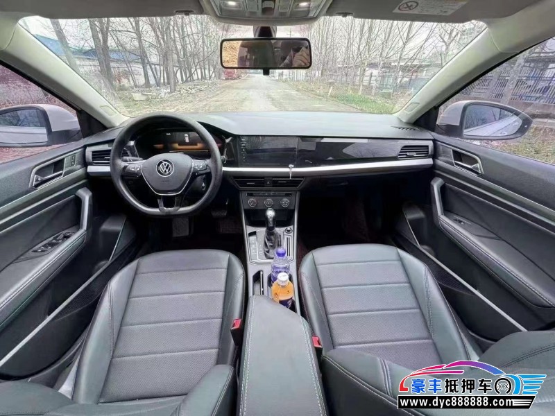 22年大众朗逸轿车抵押车出售