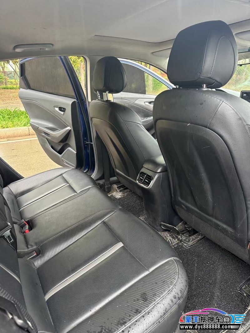 20年现代菲斯塔轿车抵押车出售