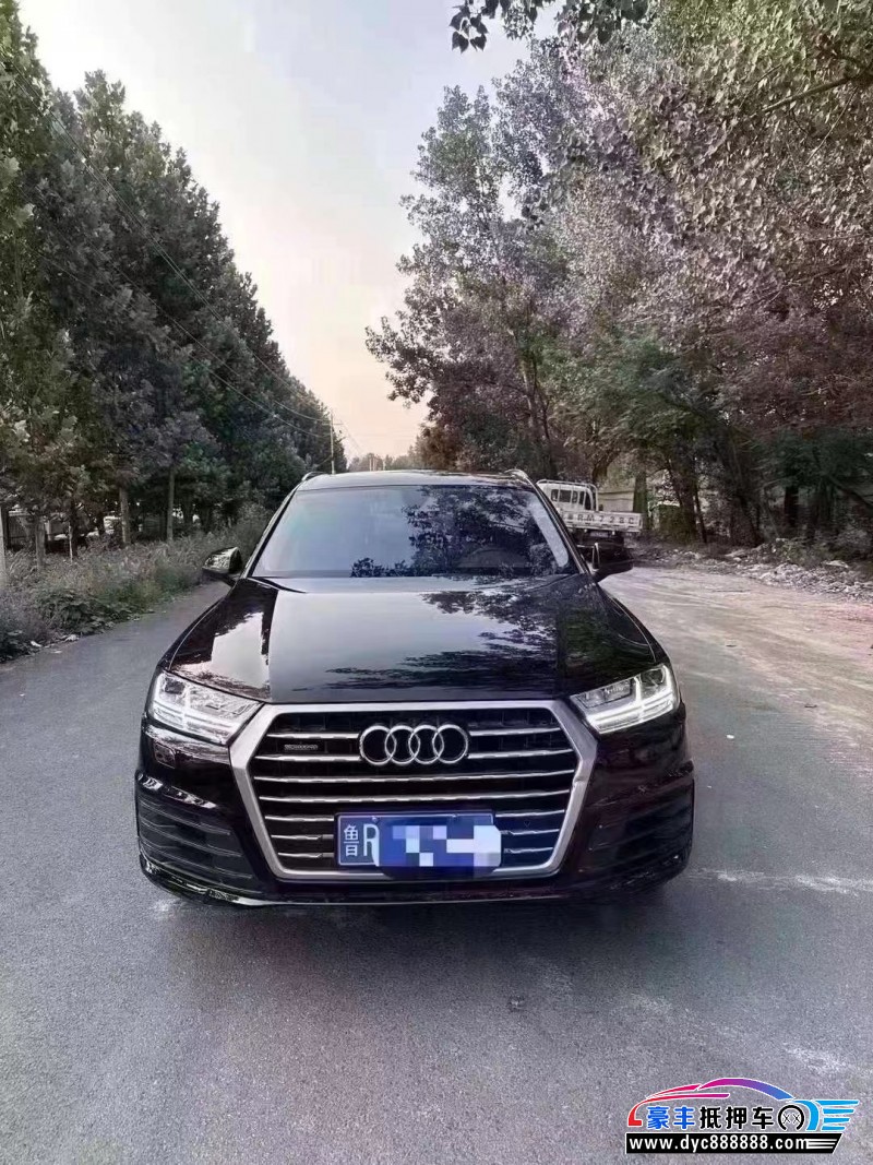 18年奥迪Q7轿车抵押车出售